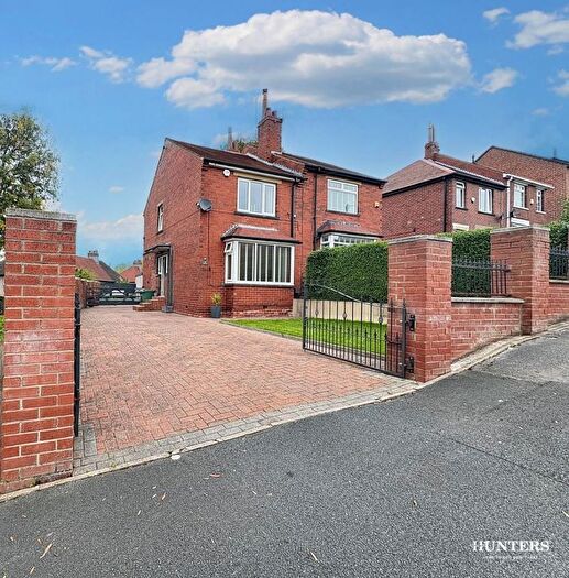 2 Bedroom Semi-detached House For Sale In Shirley Avenue, Birstall, Batley, WF17