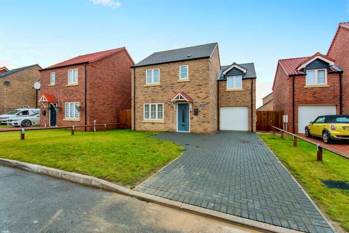 3 Bedroom Detached House For Sale In Redwood Close, Holbeach, Spalding, PE12