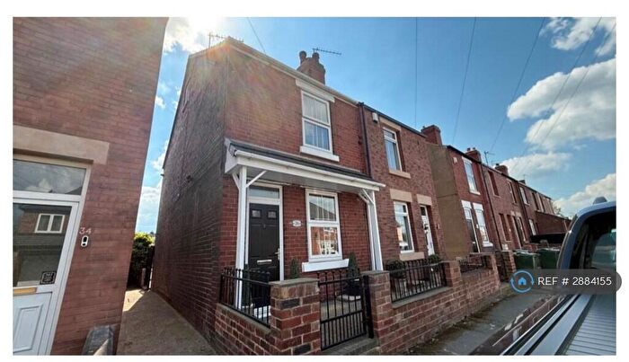 3 Bedroom Semi Detached House To Rent In Chapel St, Rotherham, S63