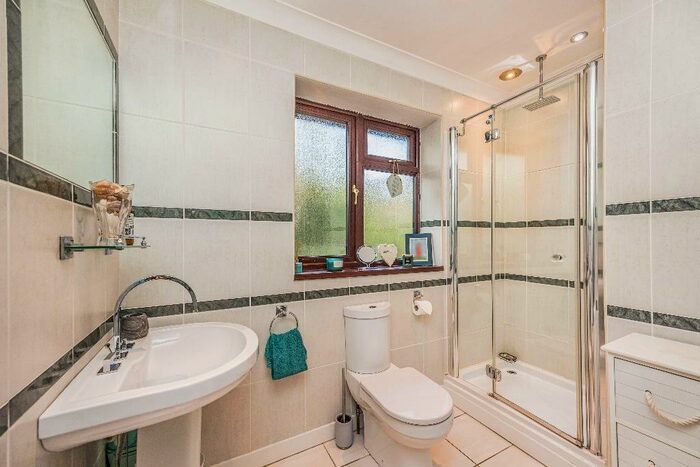 5 Bedroom Semi-Detached House For Sale In Holles Crescent, Nottingham, Nottinghamshire, NG7