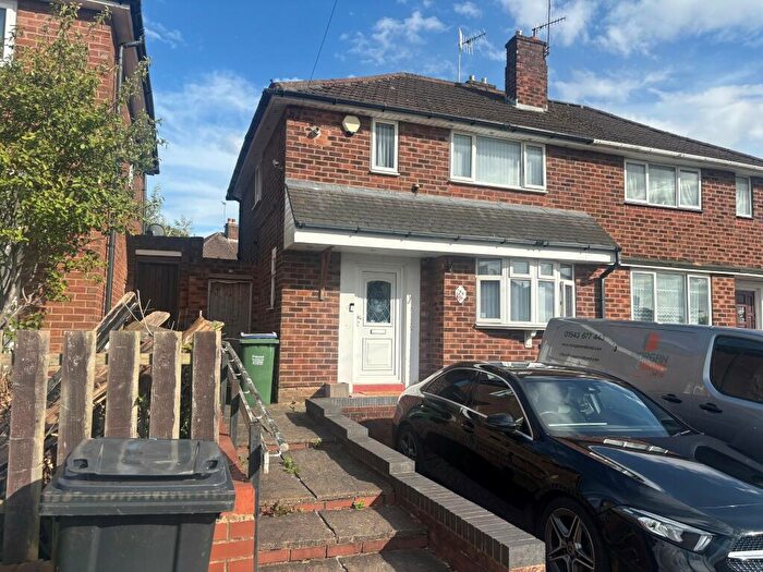 2 Bedroom Semi-Detached House For Sale In Brickhouse Road, B65