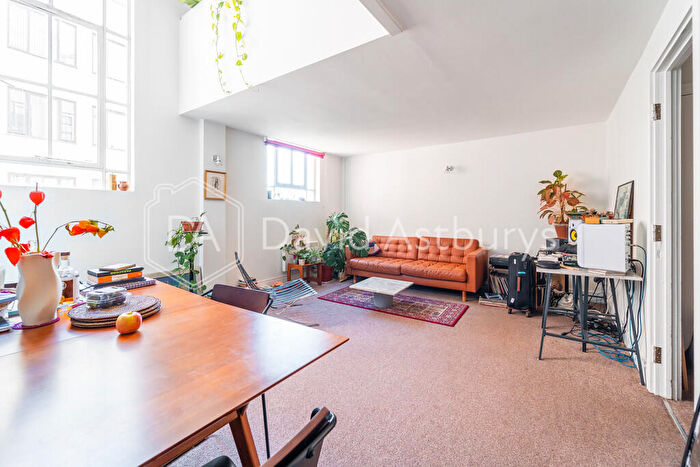 1 Bedroom Apartment To Rent In Manor Gardens, Holloway, London, N7