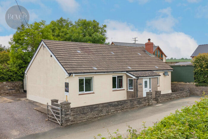 3 Bedroom Detached House For Sale In Hafod Lon, Penffordd, Clynderwen, SA66