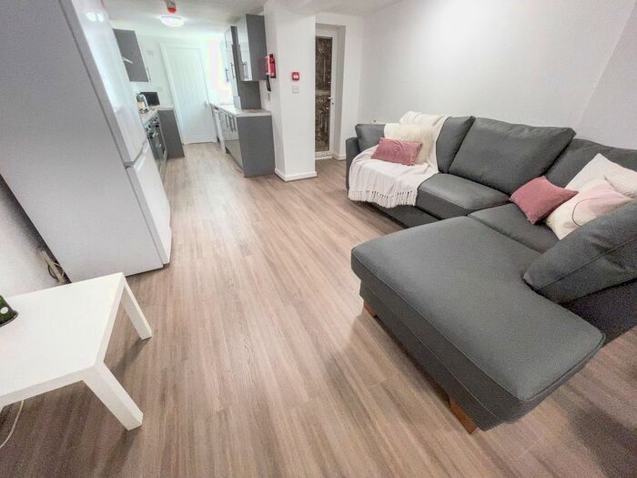 6 Bedroom Property To Rent In Kensington, Liverpool, L7