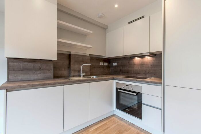 1 Bedroom Flat To Rent In Chingford Mount Road, London, E4