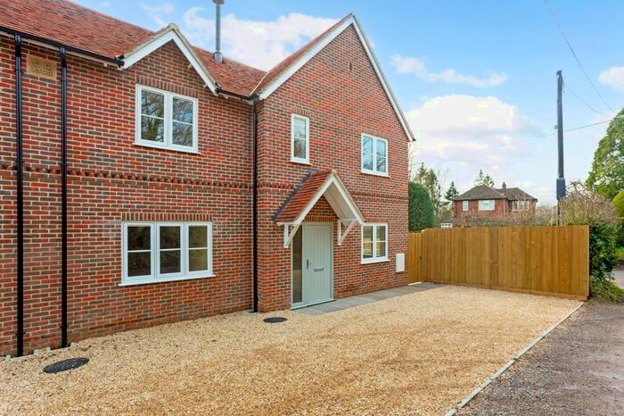 3 Bedroom Semi-Detached House For Sale In Drove Farm Cottage, East Grimstead, Salisbury, SP5