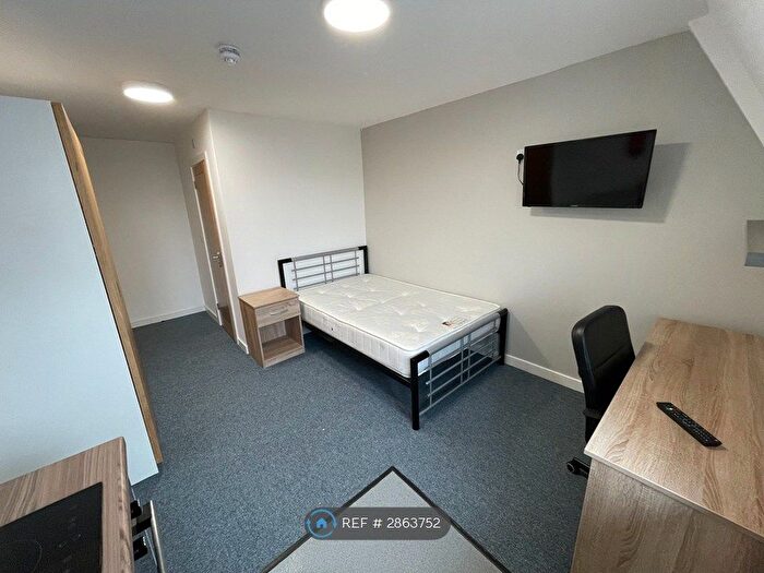 1 Bedroom Flat To Rent In Princess Road West, Leicester, LE1