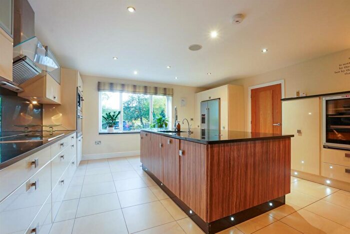 4 Bedroom Detached House For Sale In Binton, Stratford-upon-Avon, CV37