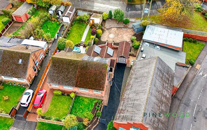 3 Bedroom Semi-Detached Bungalow For Sale In Church Street, Clowne, Chesterfield, Derbyshire, S43