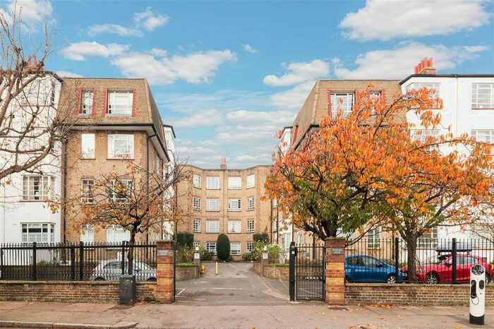 1 Bedroom Flat To Rent In Woodside House, Woodside Road, Wimbledon, SW19