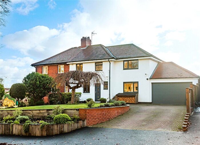 4 Bedroom Semi Detached House For Sale In Park Side, Follifoot, Harrogate, North Yorkshire, HG3