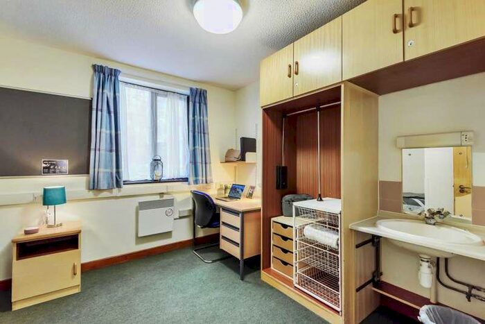 1 Bedroom Apartment To Rent In Headington, Oxford, OX3