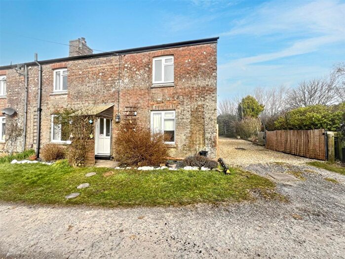 3 Bedroom Semi-Detached House To Rent In Blandford Road, Bere Regis, Wareham, BH20