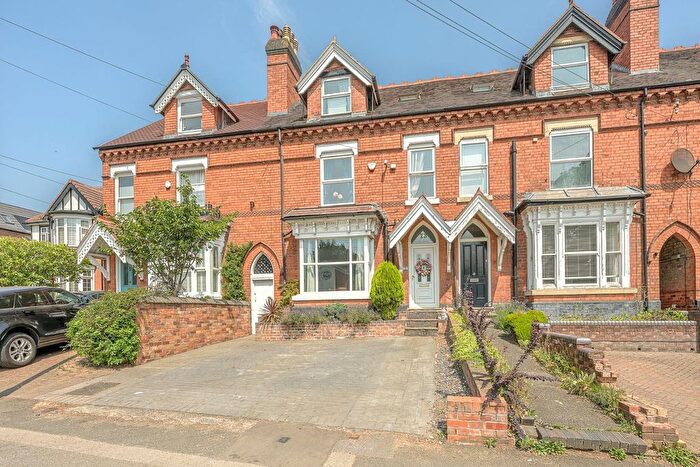 5 Bedroom Town House For Sale In Lordswood Road, Birmingham, B17