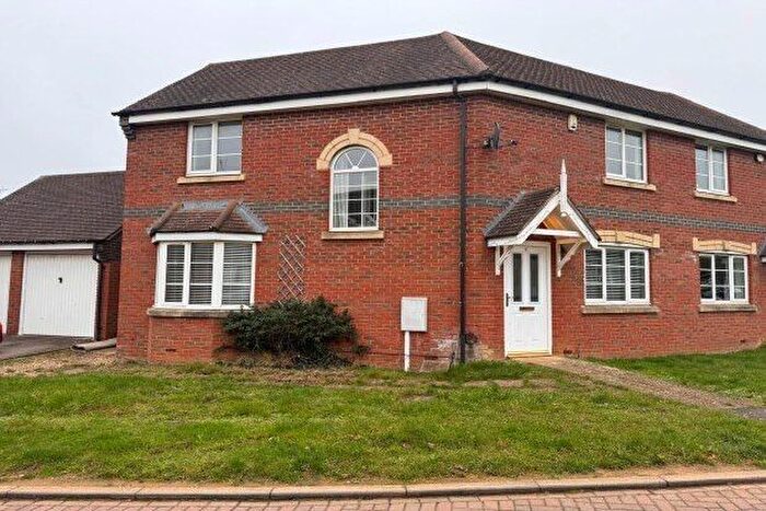 3 Bedroom Semi-Detached House To Rent In Cornflower Close, Northampton, NN4