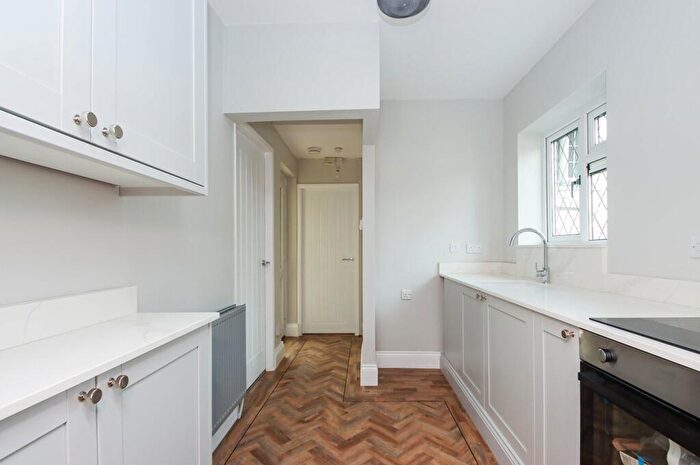 1 Bedroom Semi-Detached Bungalow To Rent In Canterbury Road, Davyhulme, Manchester, M41