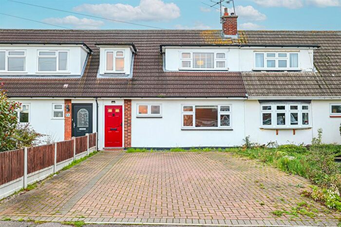 3 Bedroom Terraced House For Sale In , Willow Drive, Rayleigh, Essex, SS6
