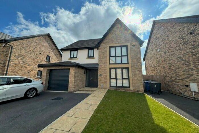 3 Bedroom Detached House To Rent In Moor Farm Close, Ormskirk, L39