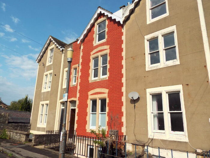 5 Bedroom House To Rent In Osborne Villas, Kingsdown, BS2