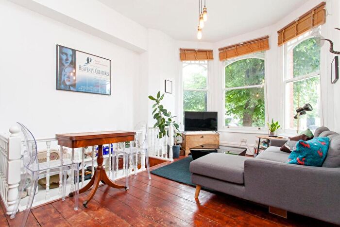 1 Bedroom Flat To Rent In Parkholme Road, London, E8