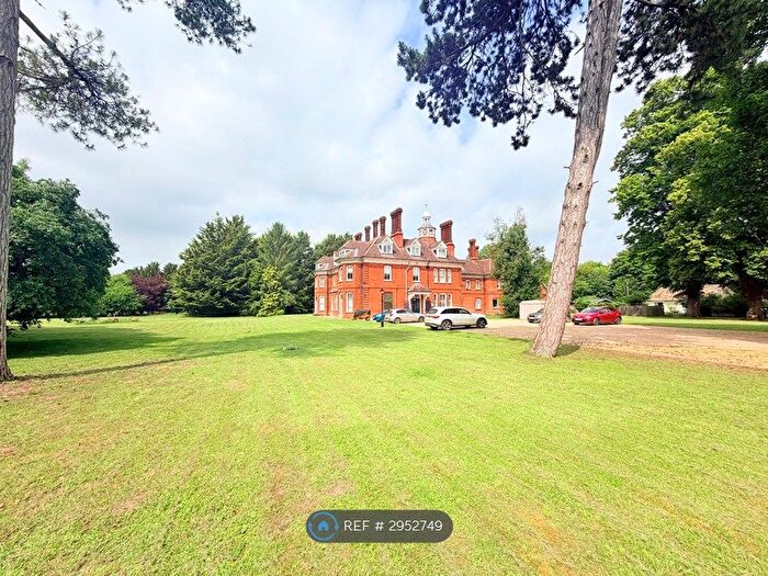 1 Bedroom Flat To Rent In East Hall, Feltwell, IP26