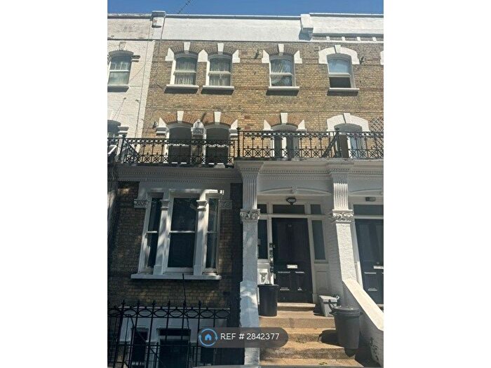 1 Bedroom Flat To Rent In Barons Court Road, London, W14
