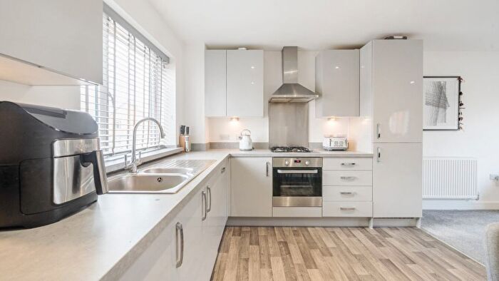 1 Bedroom Flat For Sale In Burney Drive, Glebe Farm, Milton Keynes, MK17