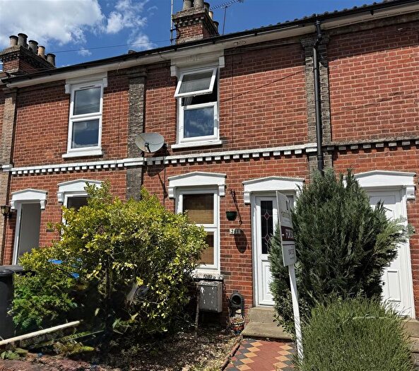 2 Bedroom Terraced House For Sale In Lancaster Road, Ipswich, IP4