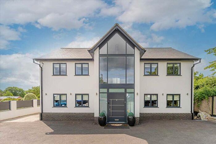 4 Bedroom Detached House For Sale In Ramsden Park Road, Ramsden, Bellhouse, Billericay, CM11