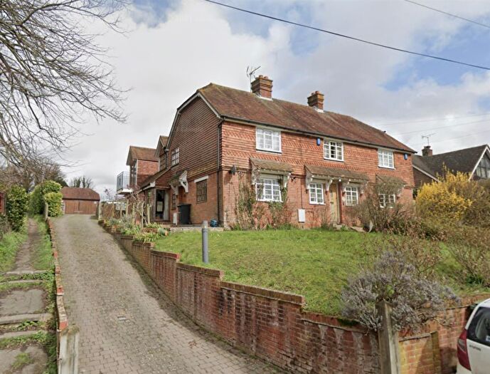 3 Bedroom Cottage For Sale In Chart Road, Chart Sutton, Maidstone, ME17