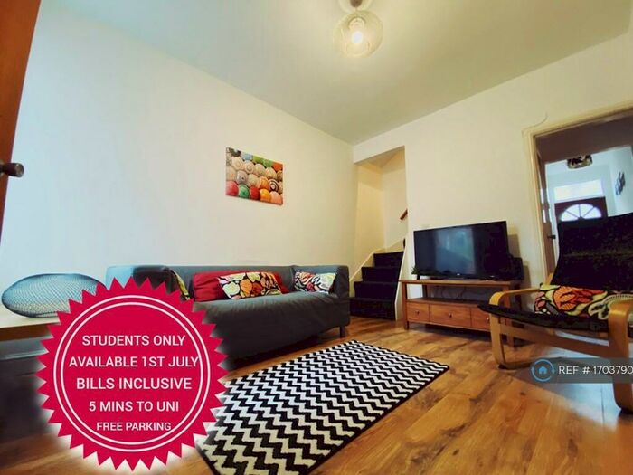 3 Bedroom Terraced House To Rent In Skipworth Street, Leicester, LE2