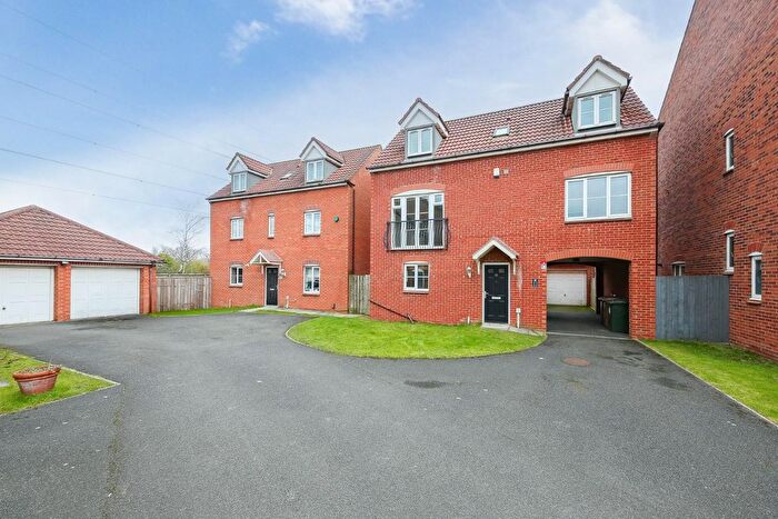 3 Bedroom Detached House For Sale In Brookfield, West Allotment, NE27