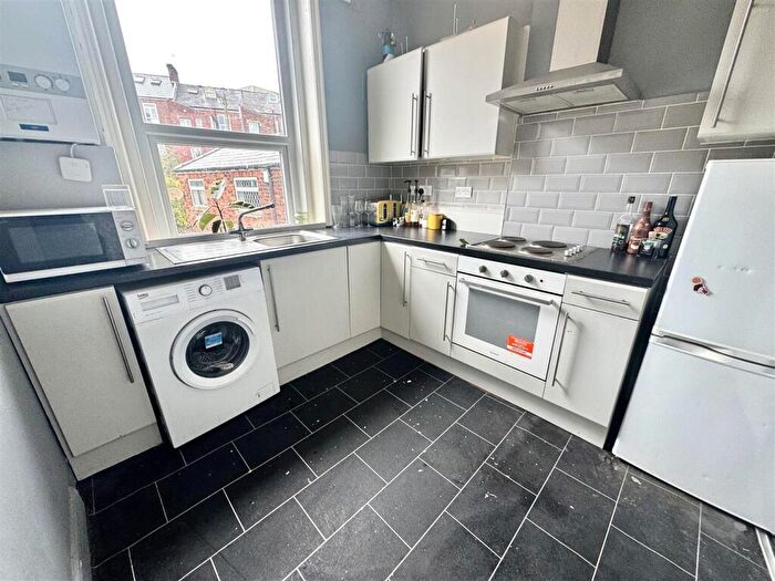 2 Bedroom Flat To Rent In Clarkehouse Road, Sheffield, S10
