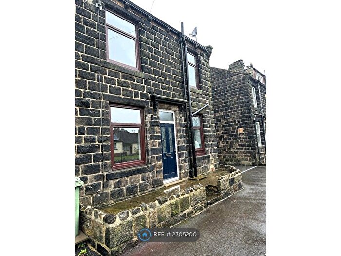 2 Bedroom Terraced House To Rent In Granville Terrace, Yeadon, Leeds, LS19