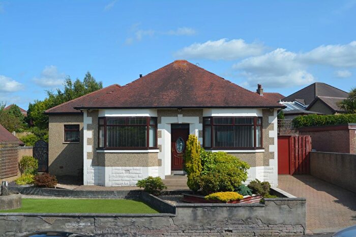 2 Bedroom Detached Bungalow For Sale In Windsor Drive, Falkirk, FK1