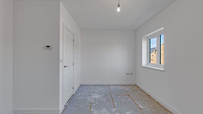 2 Bedroom Terraced House For Sale In Bradford Fp, Bradford, BD10