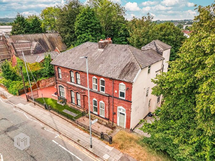 6 Bedroom Terraced House For Sale In Manchester Road, Bury, BL9