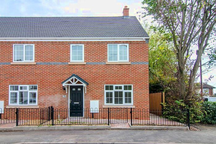 3 Bedroom Property To Rent In Queen Street, Chasetown, Burntwood, WS7