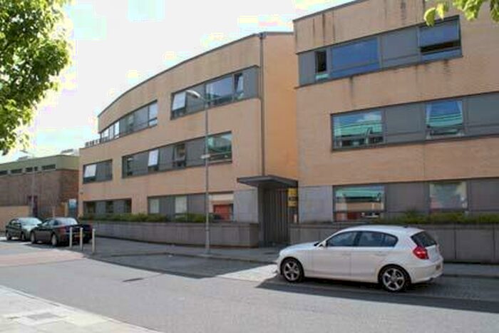 2 Bedroom Flat To Rent In St Francis Rigg, New Gorbals, G5