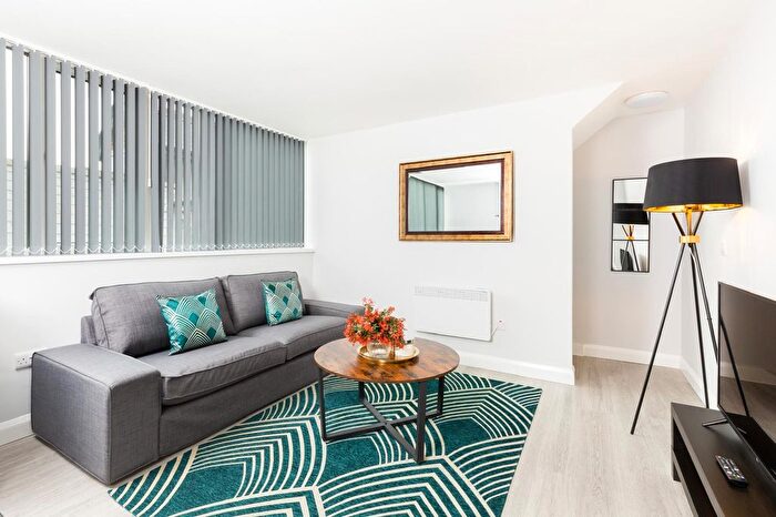 1 Bedroom Flat To Rent In Hagley Road, Edgbaston, B17