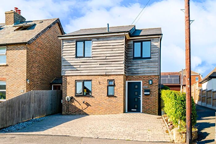 3 Bedroom Detached House For Sale In Mutton Hall Lane, Heathfield, TN21