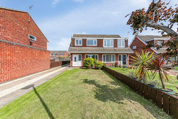 3 Bedroom Semi-Detached House For Sale In Grebe Close, Blyth, NE24