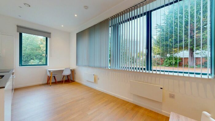 1 Bedroom Flat To Rent In Riverbank Way, Brentford, TW8