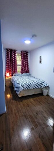 1 Bedroom Flat To Rent In Hollybush Gardens, E2