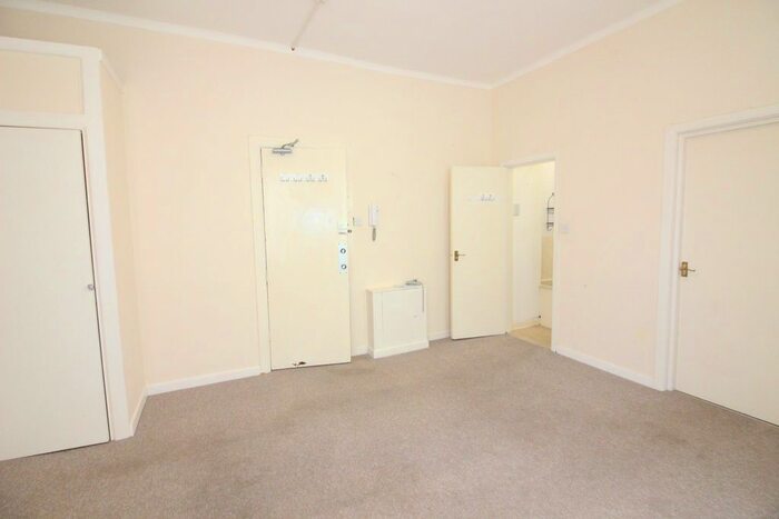 Studio To Rent In Christchurch Road, Bournemouth, Bournemouth, BH1