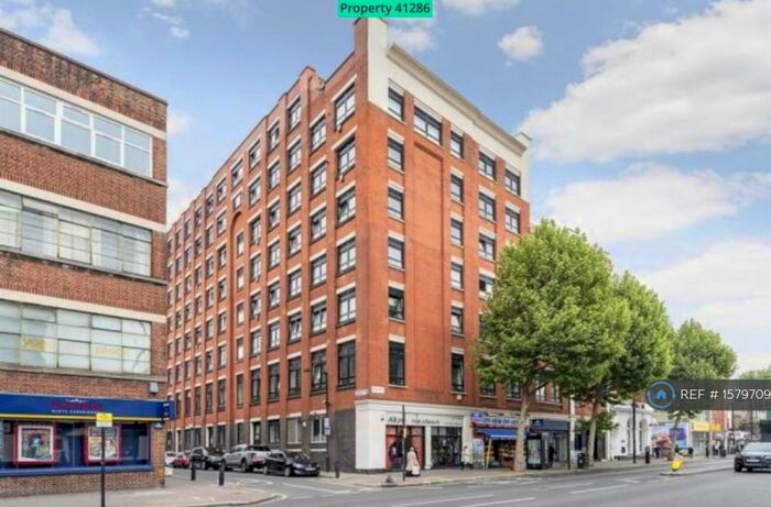 2 Bedroom Flat To Rent In Bethnal Green Road, Bethnal Green, E2