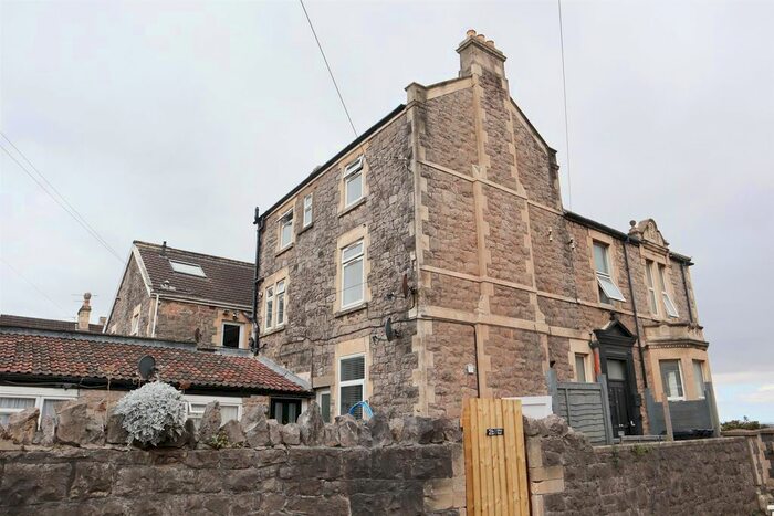 2 Bedroom Flat To Rent In Clifton Road, Weston-Super-Mare, BS23