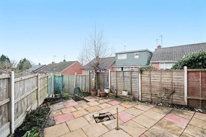 3 Bedroom End Of Terrace House For Sale In Greenfield Avenue, Marlbrook, Bromsgrove, B60