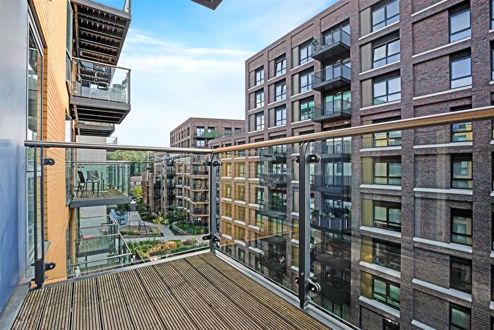 1 Bedroom Flat For Sale In Adana Building, Lewisham, SE13