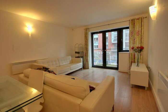 1 Bedroom Flat To Rent In Watermarque, Browning Street, Birmimgham, B16